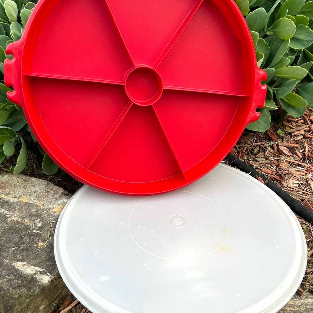 Vintage Tupperware 405-1 Red Divided Tray with Lid - Picture 6 of 6